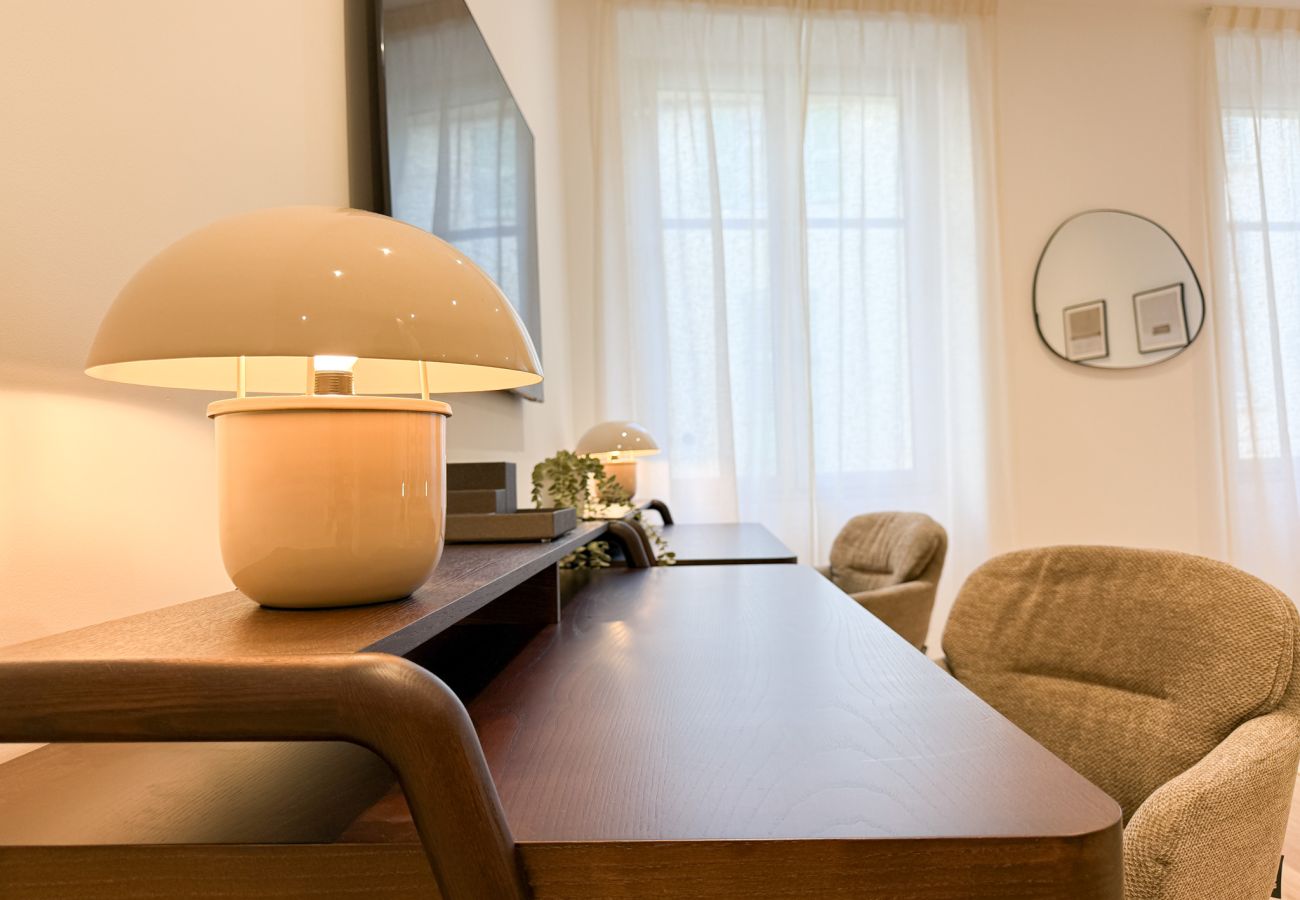 Apartment in Cannes - 5A - APARTMENT FACING PORT & TOWN HALL