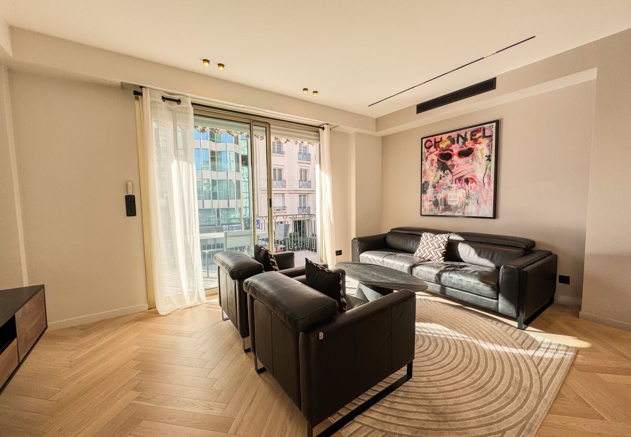 Apartment in Cannes - GRAY DUBOY D'ANGERS Luxury 3 bedrooms  Croisette B