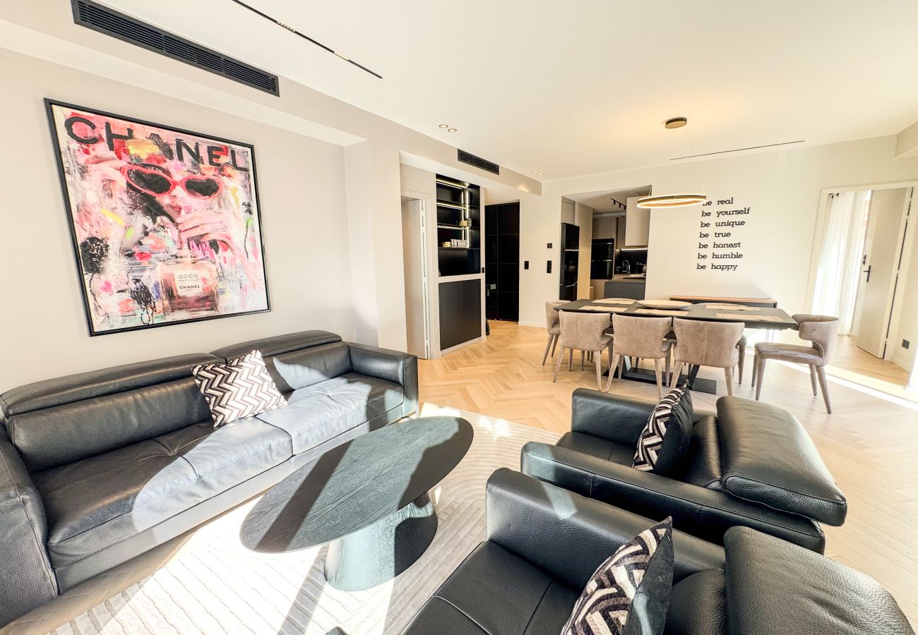 Apartment in Cannes - GRAY DUBOY D'ANGERS Luxury 3 bedrooms  Croisette B