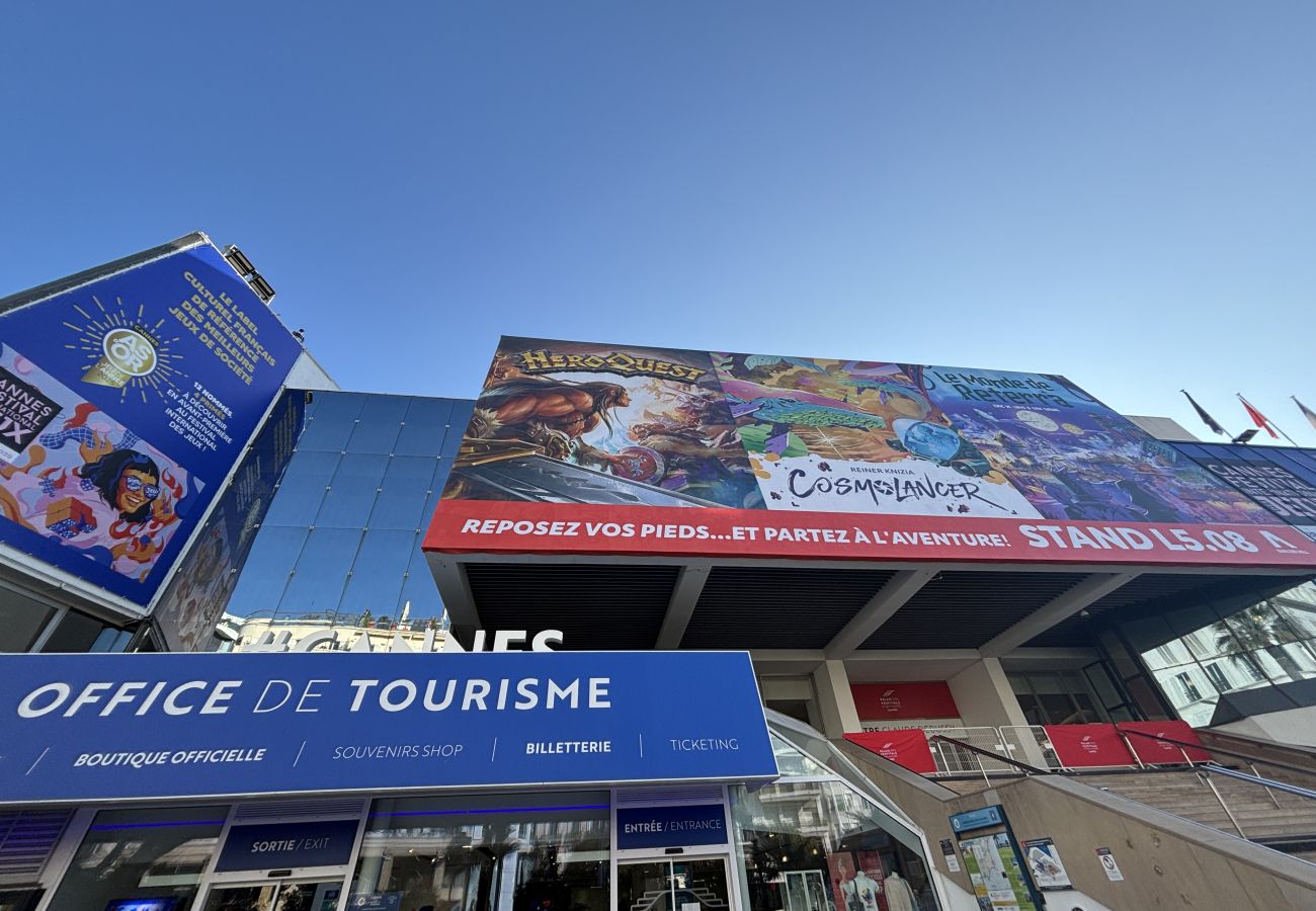 Apartment in Cannes - BEAUTIFUL 1-BR APARTMENT - NEXT TO RUE D'ANTIBES