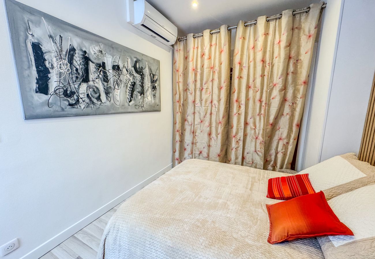 Apartment in Cannes - 1 BEDROOM THE COSY NEST  APARTMENT