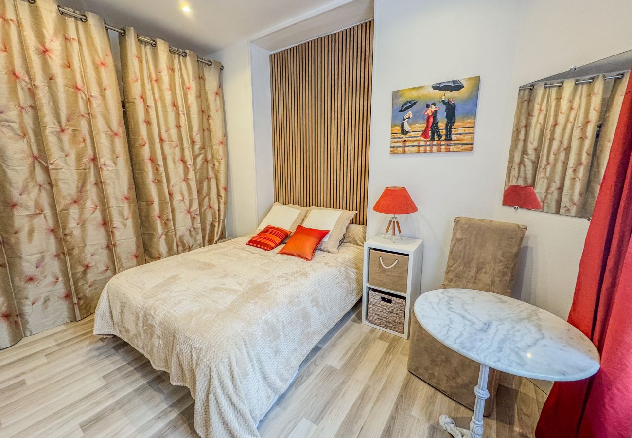 Apartment in Cannes - 1 BEDROOM THE COSY NEST  APARTMENT