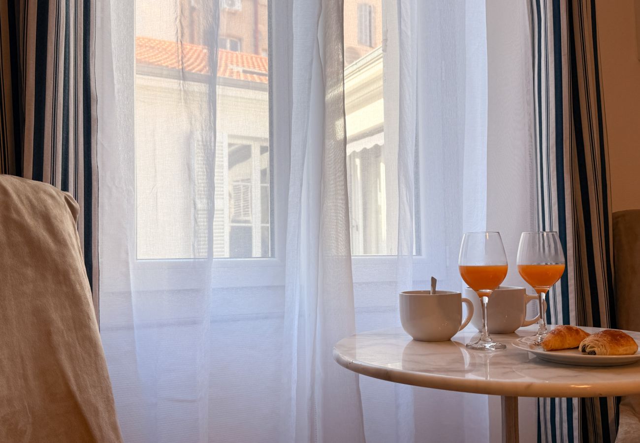 Apartment in Cannes - 1 BEDROOM THE COSY NEST  APARTMENT