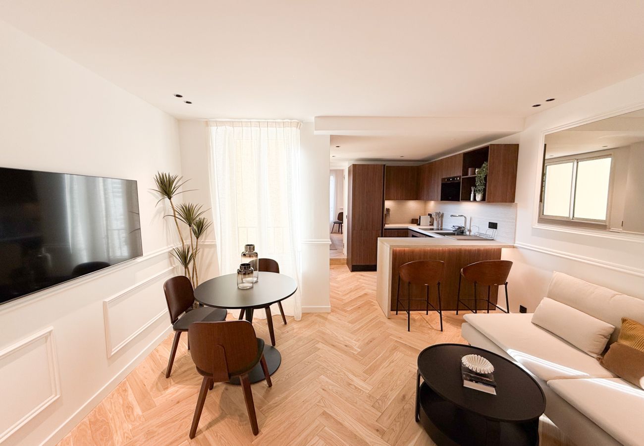 Apartment in Cannes - The Forville – Elegant 2-Bedroom Apartment