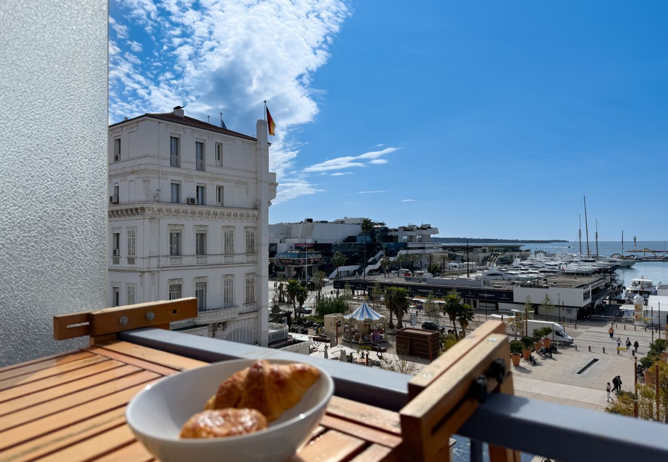 Apartment in Cannes - Félix Faure - Sea & Palais des Festivals View