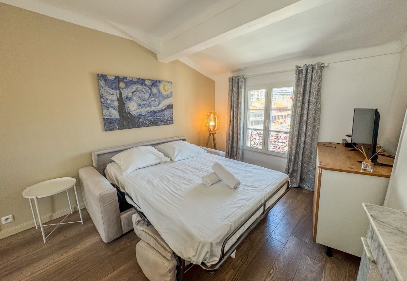 Apartment in Cannes - WOOD Forville Suquet View