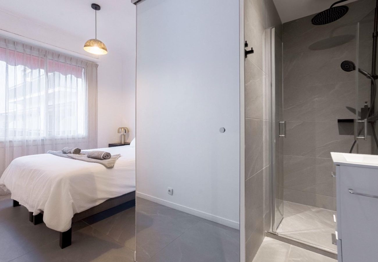 Apartment in Cannes - YELLOW DUBOY D'ANGERS 2 BEDROOMS