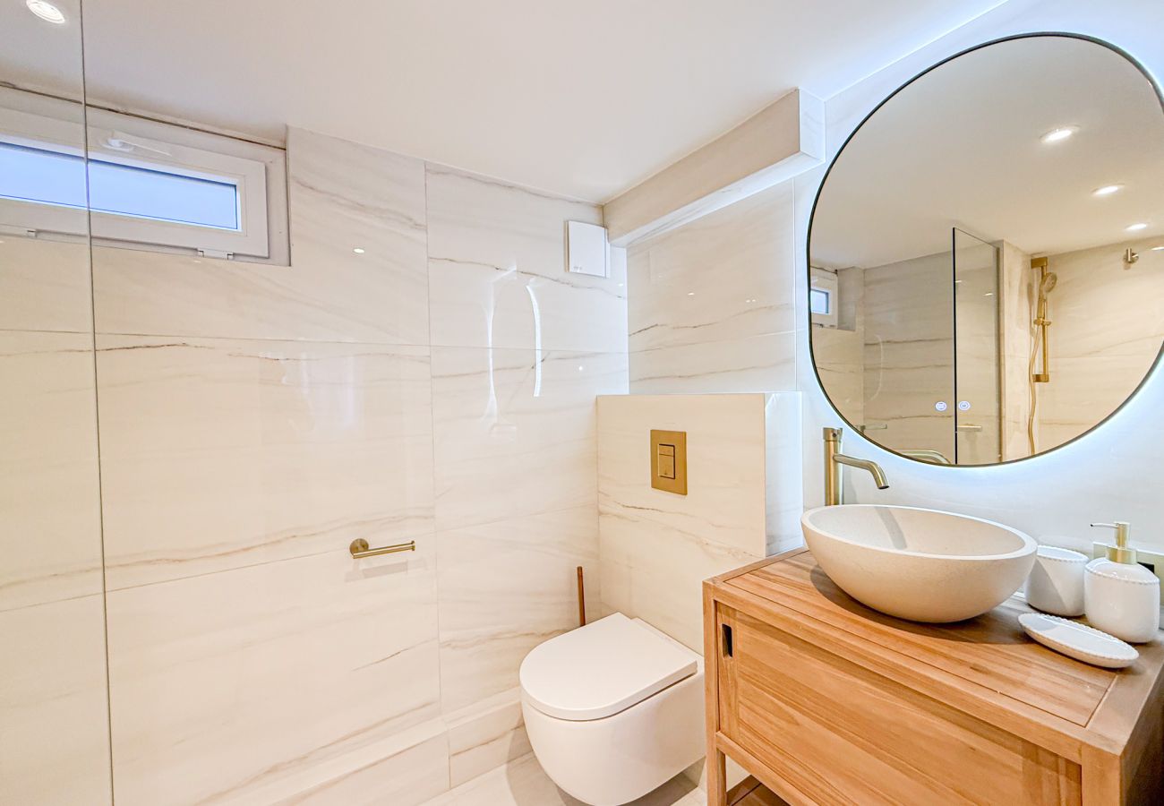 Apartment in Cannes - SEA FRONT CANNES CENTER