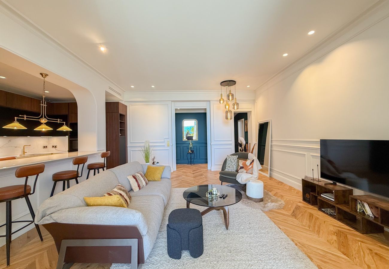 Apartment in Cannes - SEA FRONT CANNES CENTER
