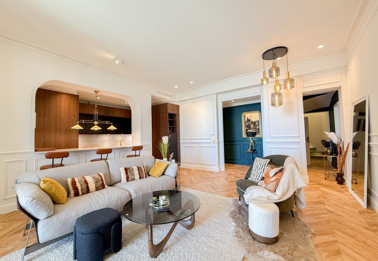 Apartment in Cannes - SEA FRONT CANNES CENTER