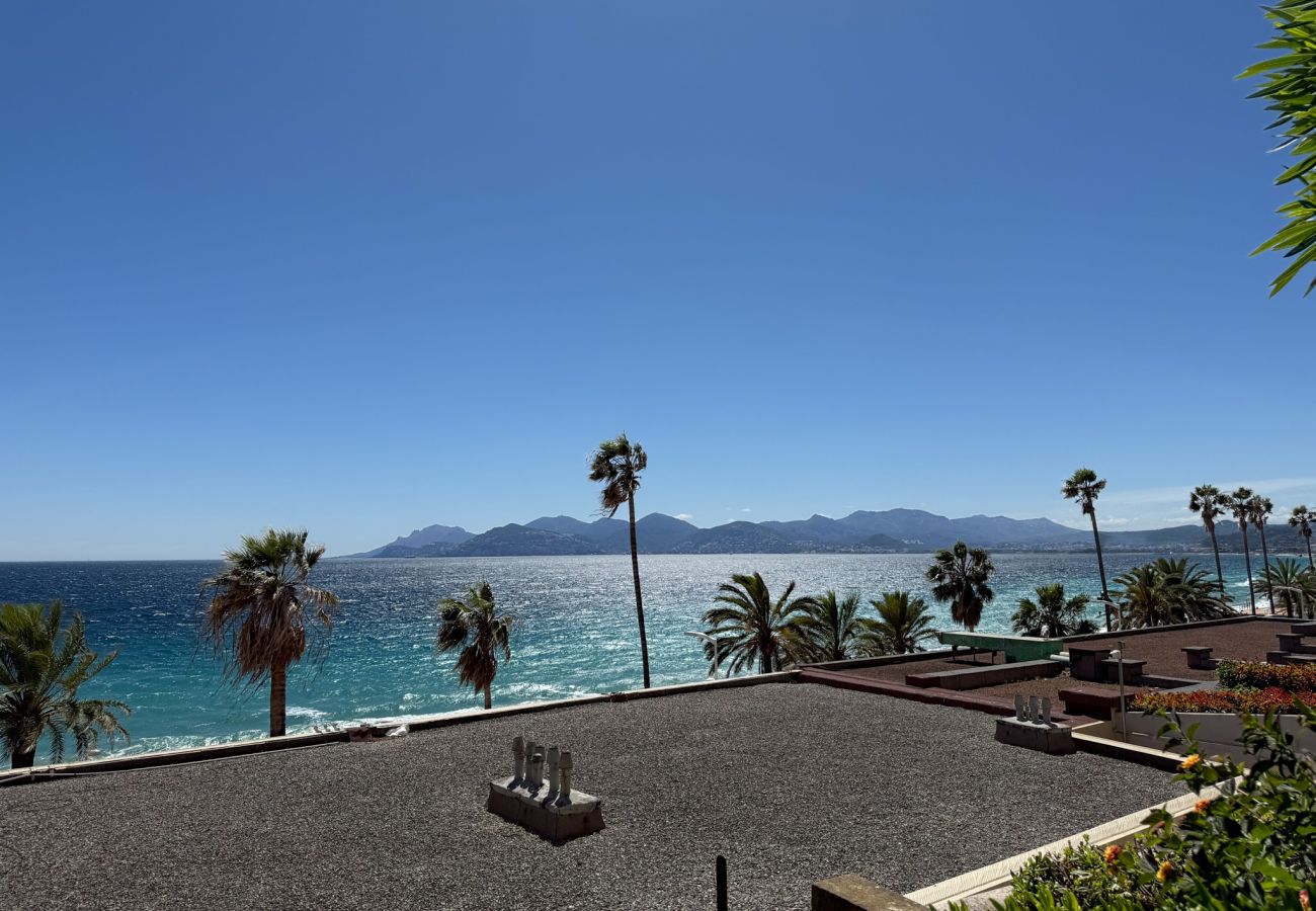 Apartment in Cannes - SEA FRONT CANNES CENTER