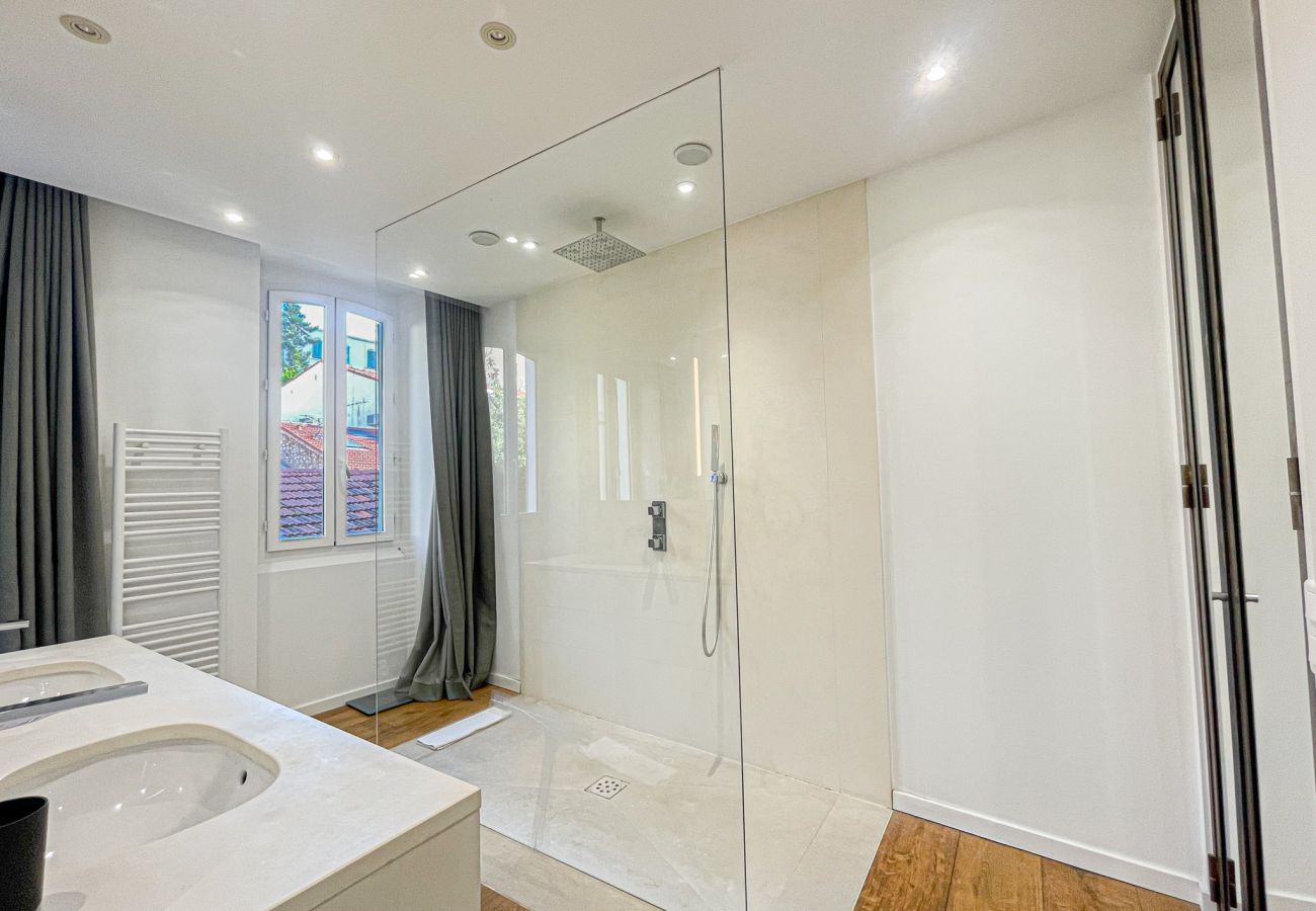 Apartment in Cannes - L'ATELIER MEYNADIER