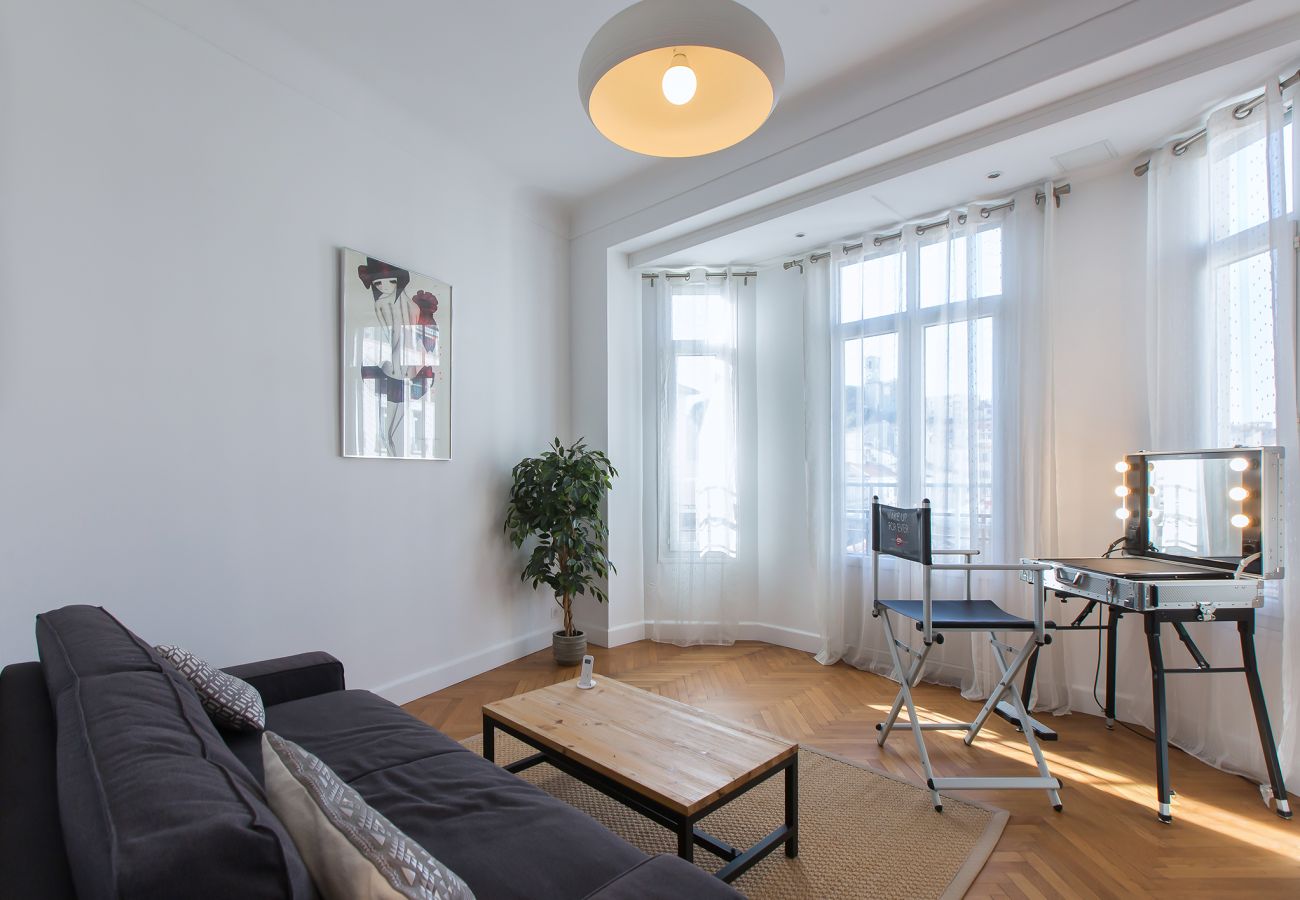 Apartment in Cannes - Le Forville Art Deco