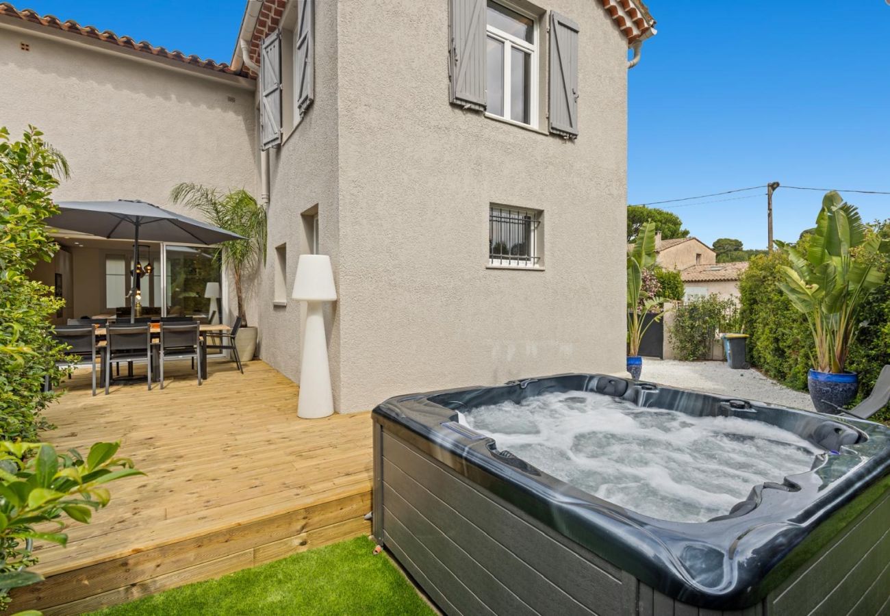House in Cannes - L'Olivier by Emma