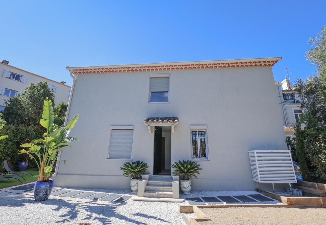 House in Cannes - L'Olivier by Emma