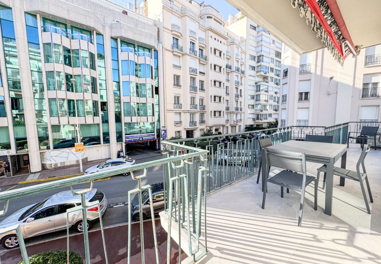 Appartement à Cannes - GRAY DUBOY D'ANGERS Luxury 3 bedrooms  Croisette B