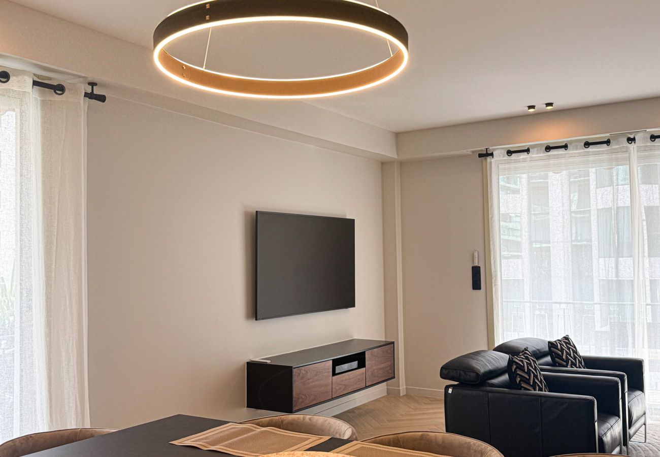 Appartement à Cannes - GRAY DUBOY D'ANGERS Luxury 3 bedrooms  Croisette B