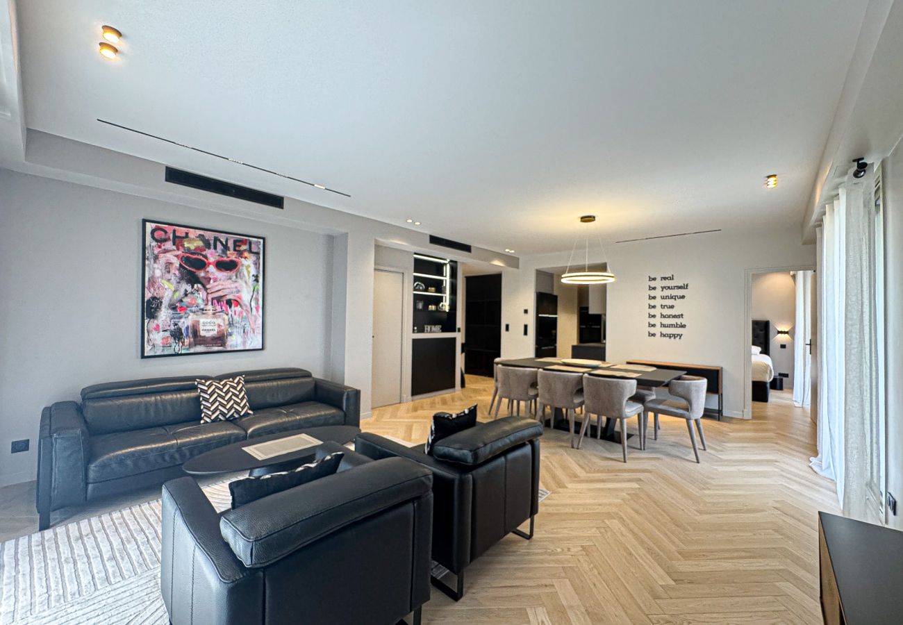 Appartement à Cannes - GRAY DUBOY D'ANGERS Luxury 3 bedrooms  Croisette B