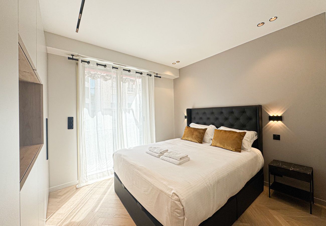 Appartement à Cannes - GRAY DUBOY D'ANGERS Luxury 3 bedrooms  Croisette B