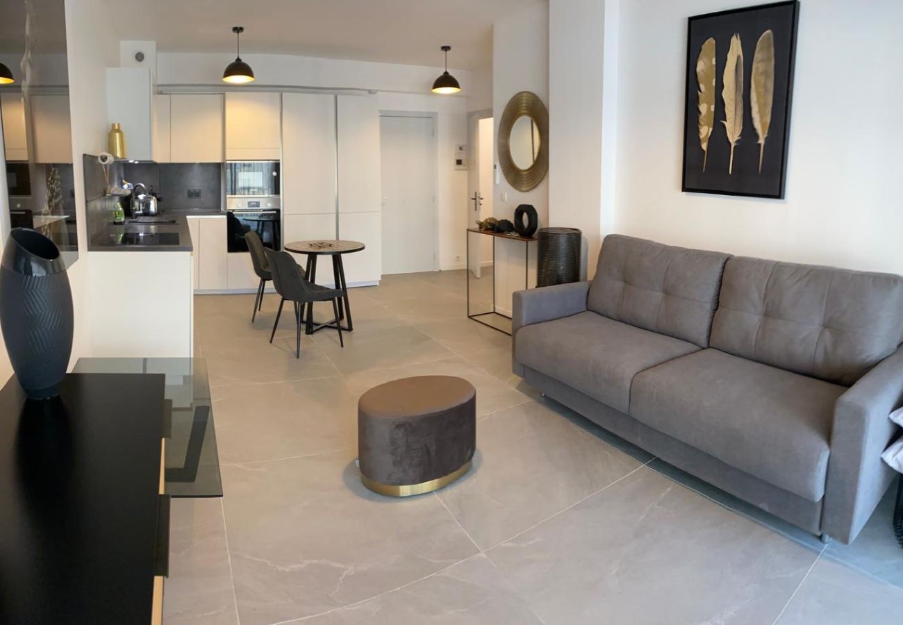 Appartement à Cannes - BEAUTIFUL 1-BR APARTMENT - NEXT TO RUE D'ANTIBES