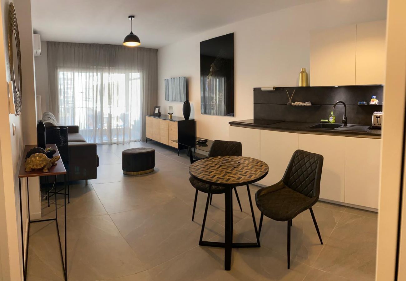 Appartement à Cannes - BEAUTIFUL 1-BR APARTMENT - NEXT TO RUE D'ANTIBES