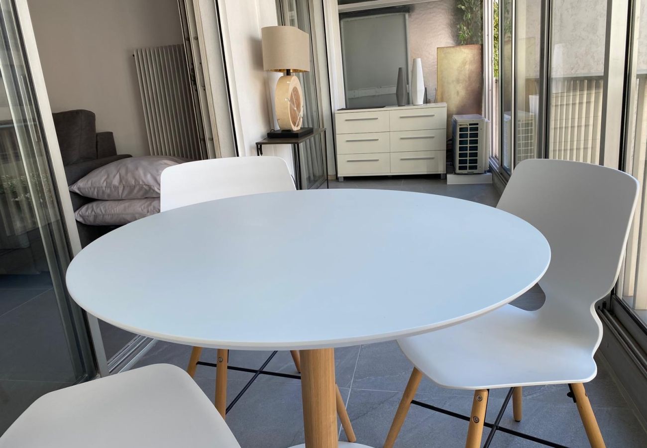 Appartement à Cannes - BEAUTIFUL 1-BR APARTMENT - NEXT TO RUE D'ANTIBES