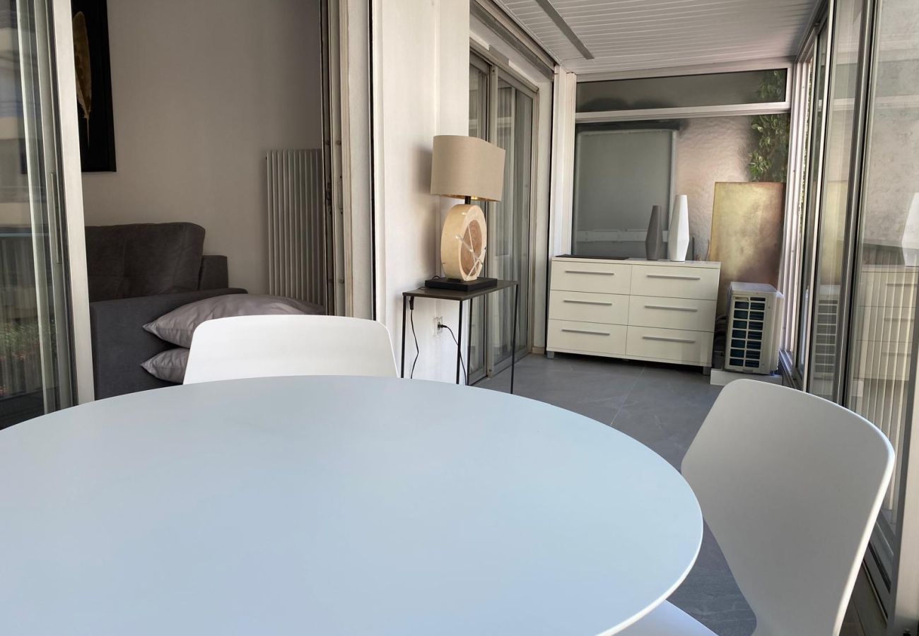 Appartement à Cannes - BEAUTIFUL 1-BR APARTMENT - NEXT TO RUE D'ANTIBES