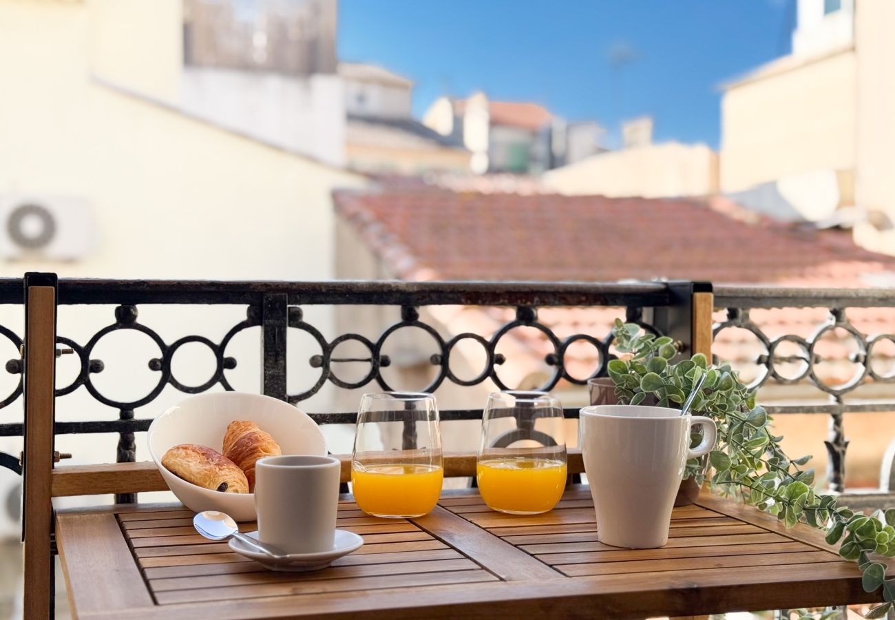 Appartement à Cannes - The Forville – Elegant 2-Bedroom Apartment
