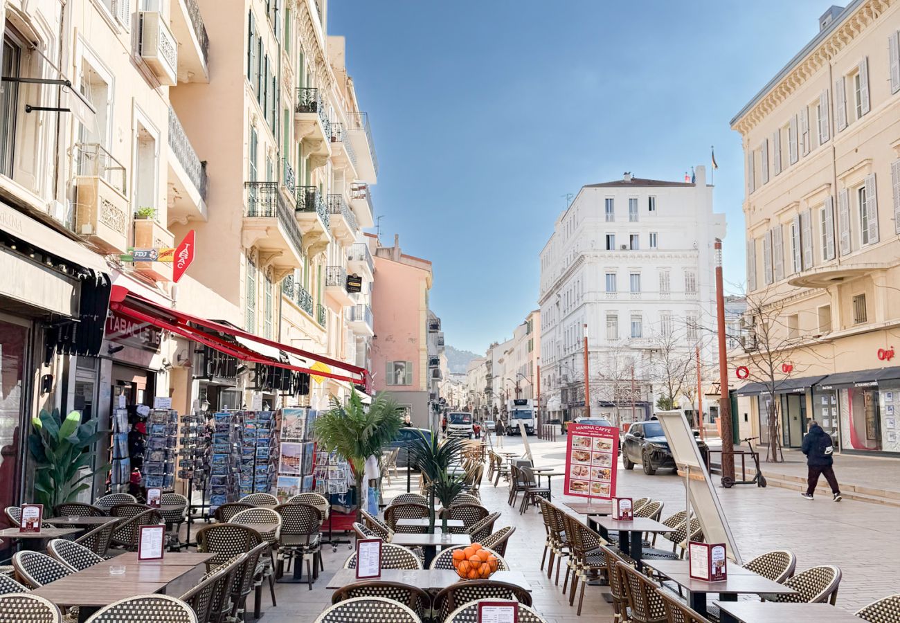 Appartement à Cannes - The Forville – Elegant 2-Bedroom Apartment