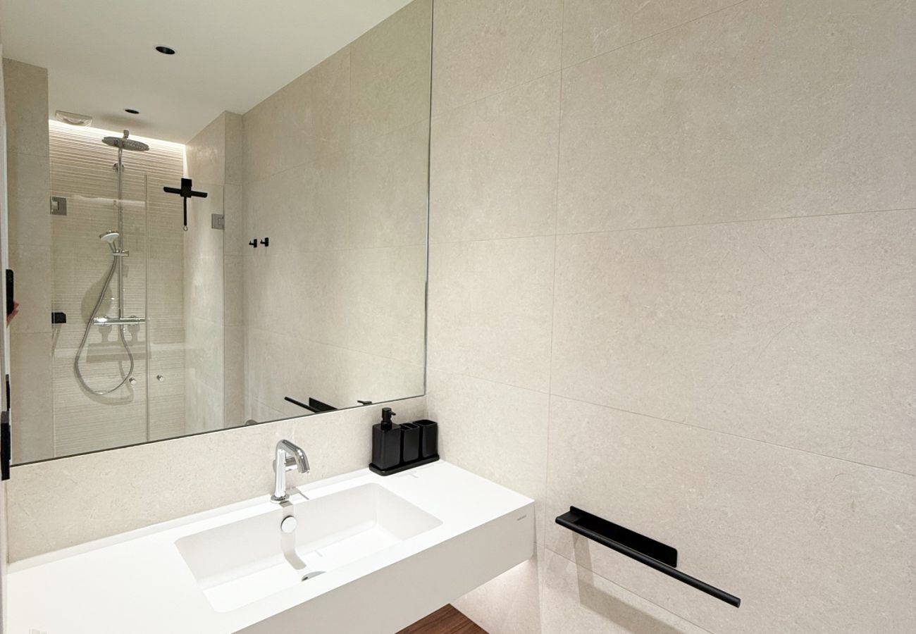 Appartement à Cannes - The Forville – Elegant 2-Bedroom Apartment