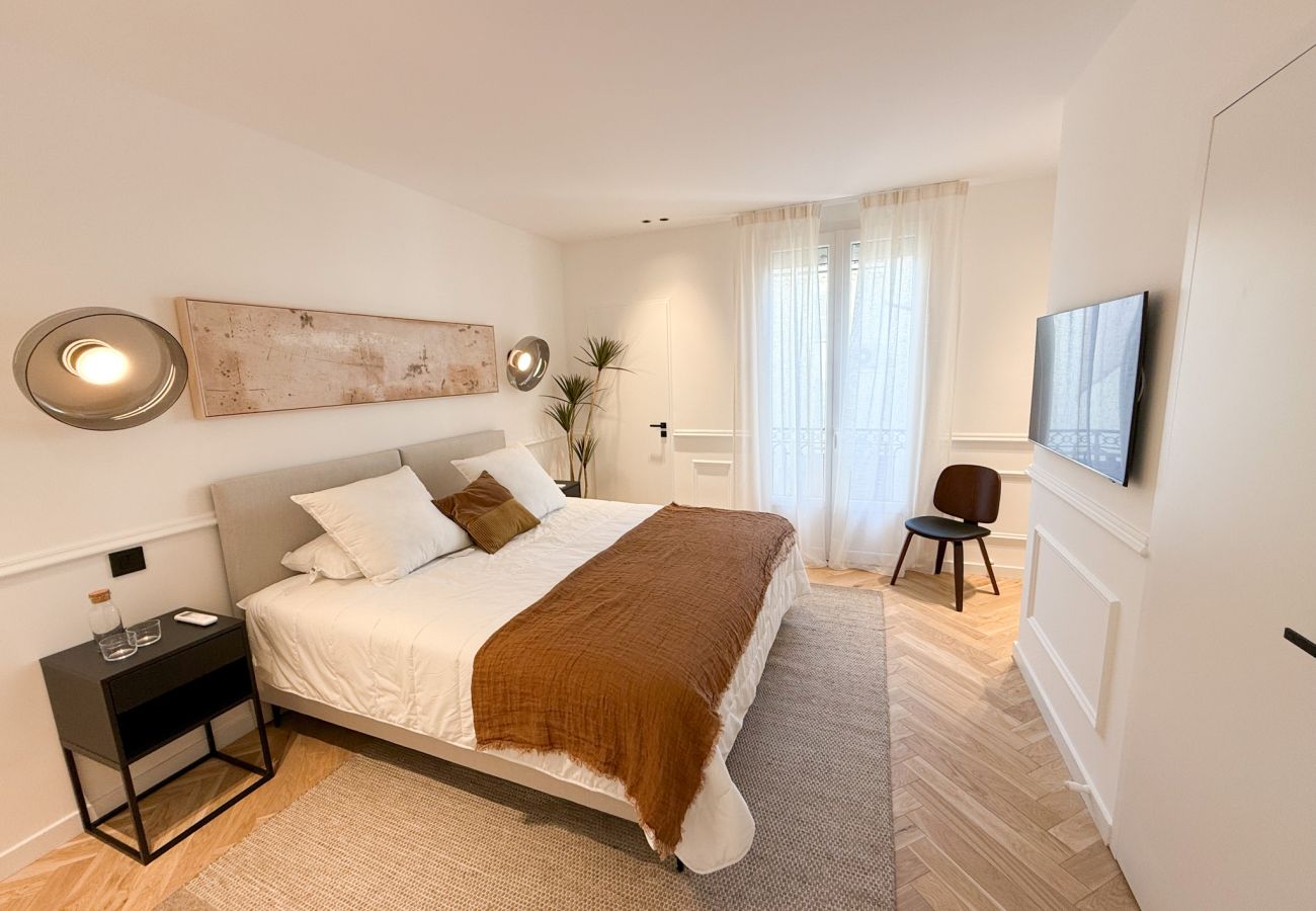 Appartement à Cannes - The Forville – Elegant 2-Bedroom Apartment