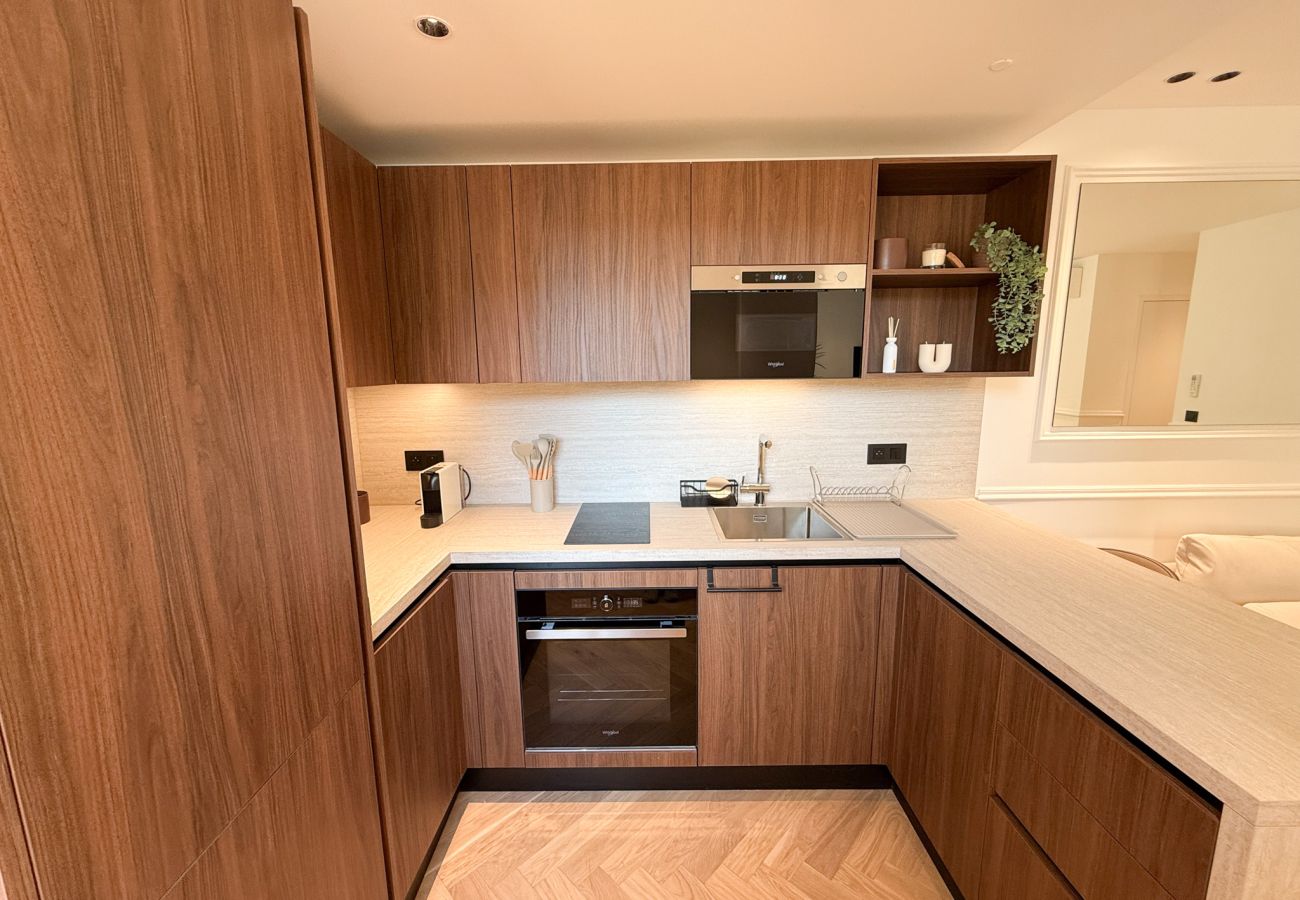 Appartement à Cannes - The Forville – Elegant 2-Bedroom Apartment