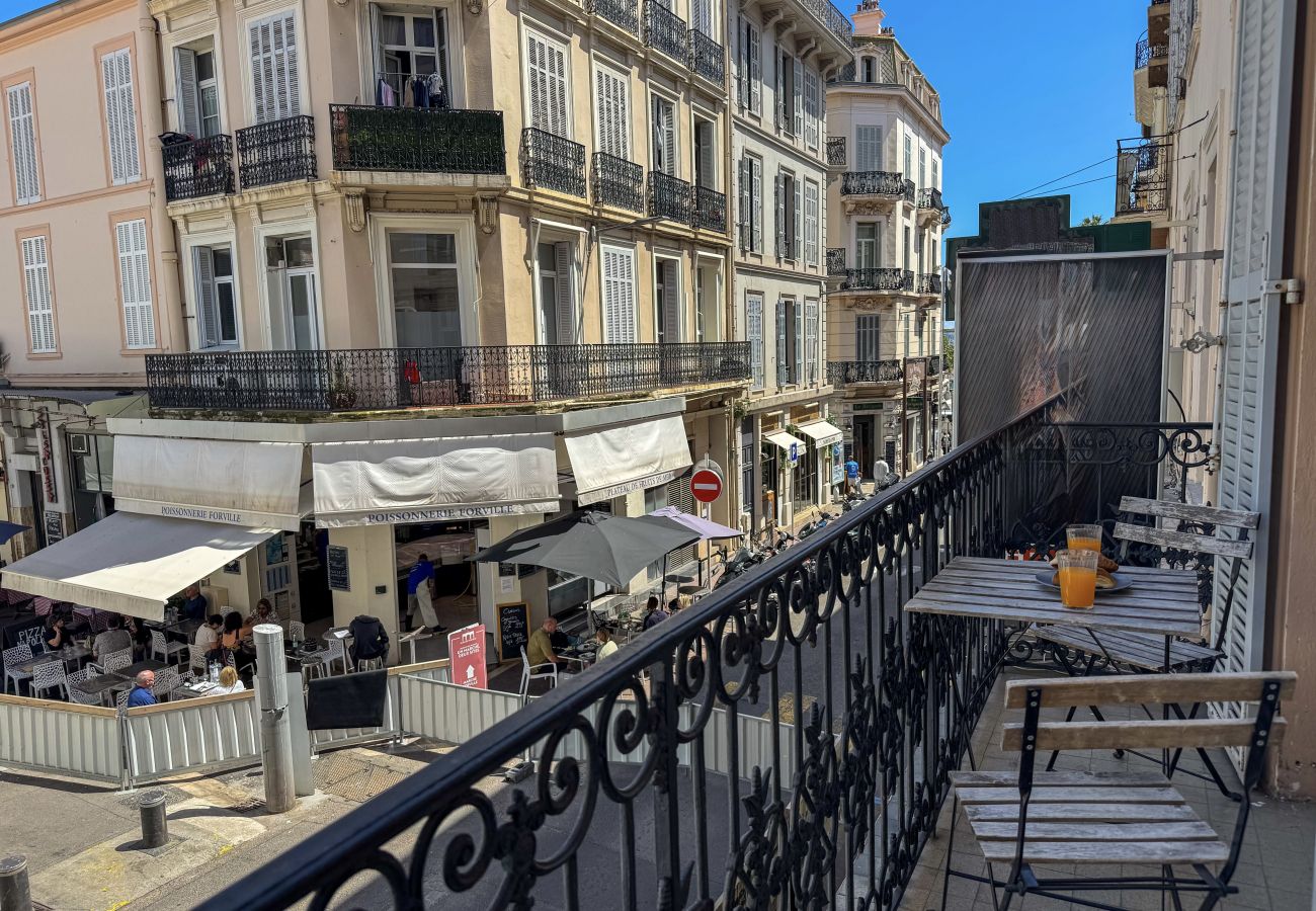 Appartement à Cannes - RED DOOR Forville Market View