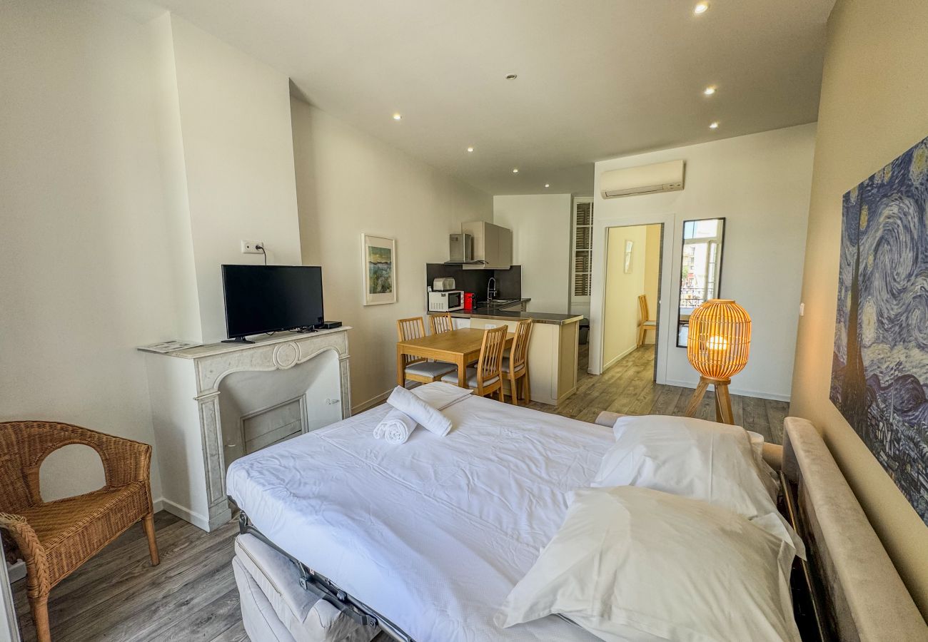 Appartement à Cannes - RED DOOR Forville Market View