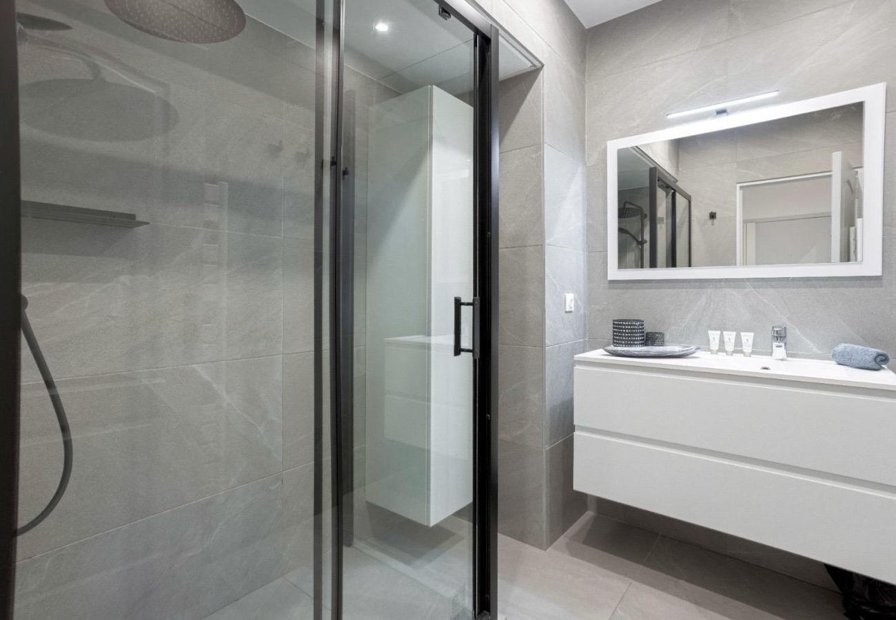 Appartement à Cannes - YELLOW DUBOY D'ANGERS 2 BEDROOMS