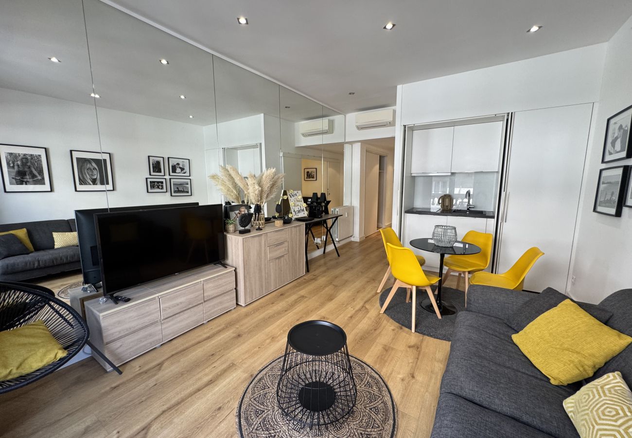 Appartement à Cannes - MIRAMAR