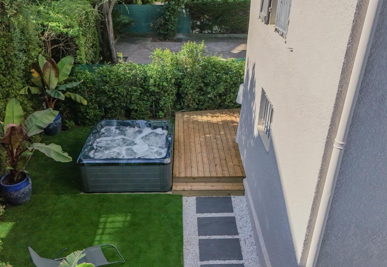 Maison à Cannes - L'Olivier by Emma